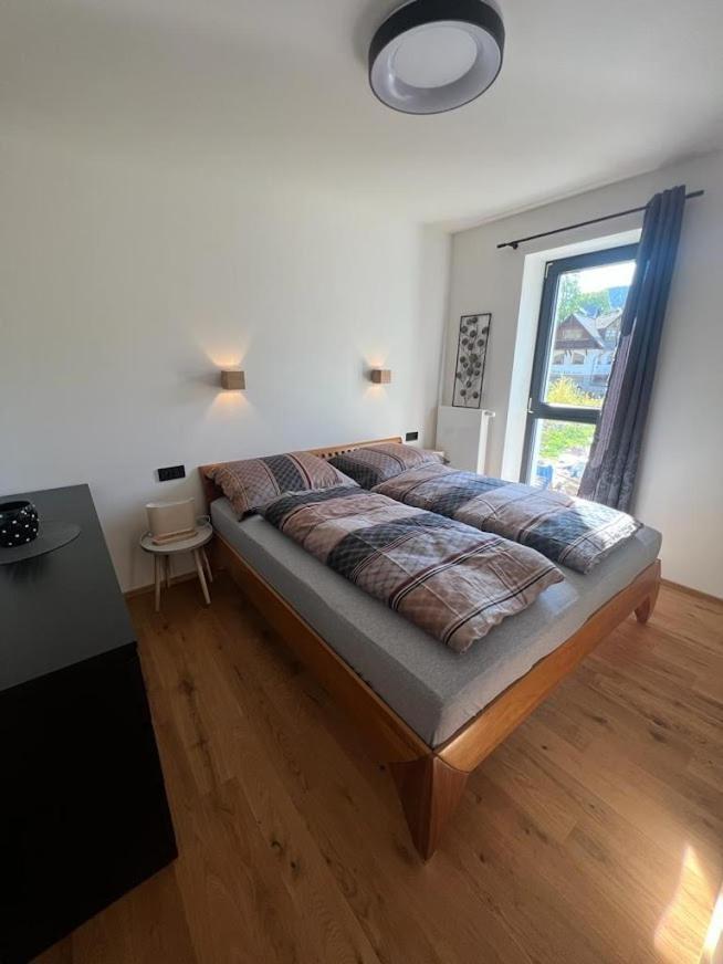 Luxusni Apartman Grand V Centru Harrachova Se Soukromou Mega Terasou, S Privatnim Parkovanim Zdarma, S Moznosti Dobijeni Wallbox Ev A Vyhledem Na Harrachovsky Kostelicek Buitenkant foto